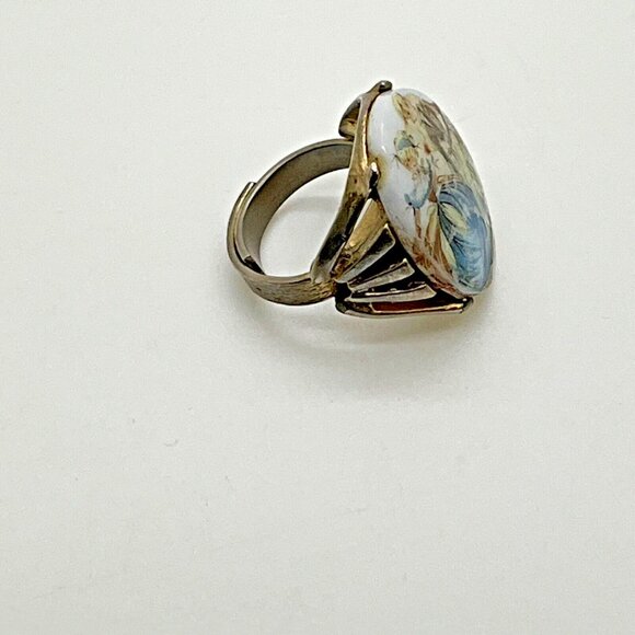 Victorian Courting Couple Vintage  Adjustable Ring Adjustable Size - Picture 3 of 6